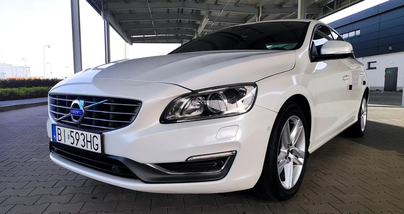 Volvo S60 cena 63345 przebieg: 240000, rok produkcji 2015 z Warszawa małe 466